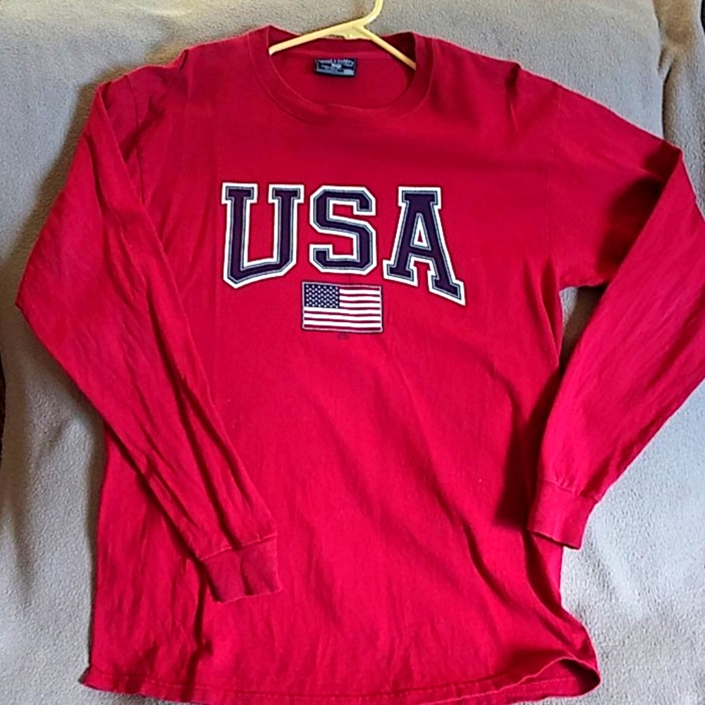 Mens long sleeved t shirt